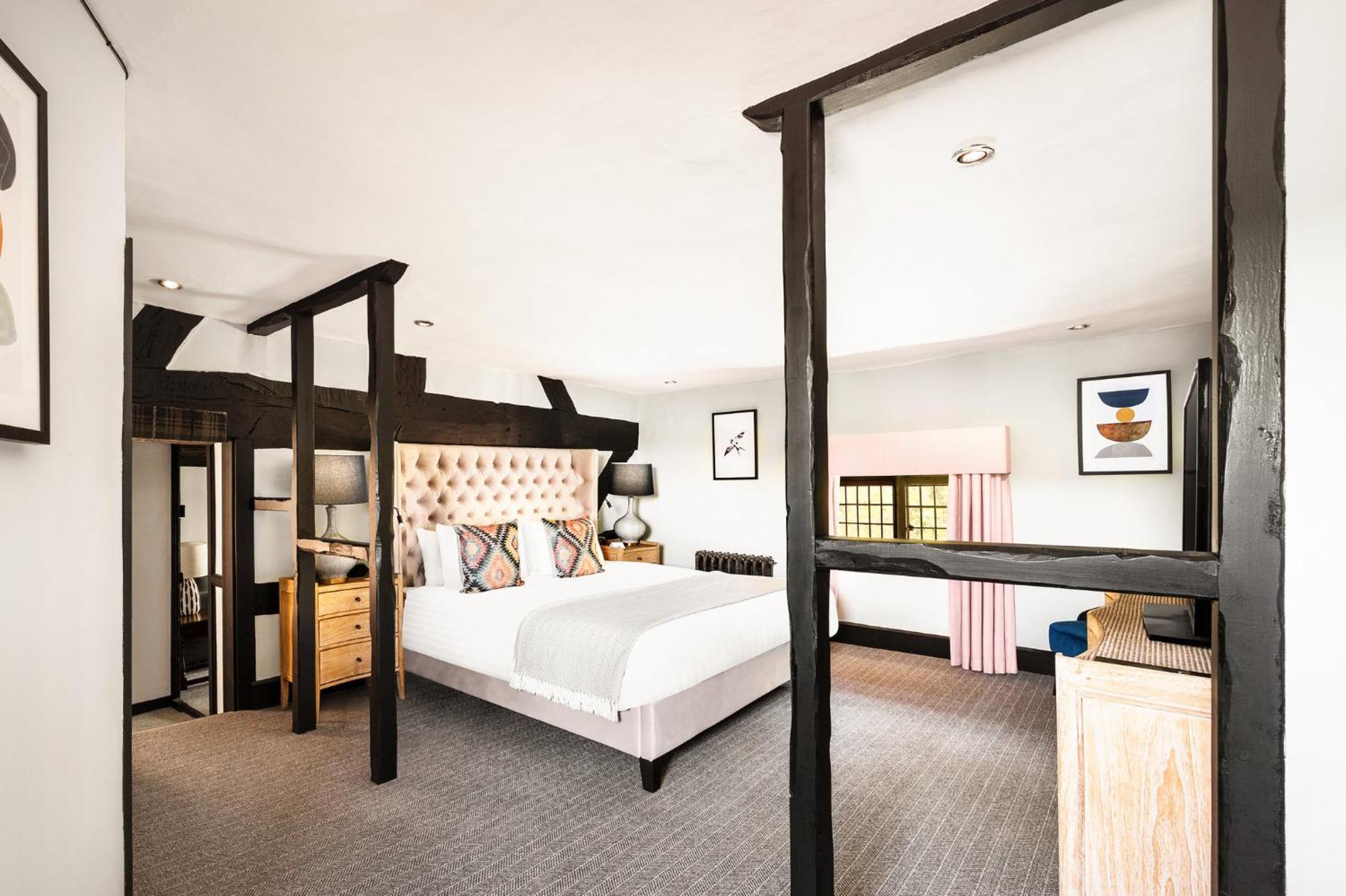 Voco Lythe Hill Hotel & Spa By Ihg เฮเซิลเมียร์ ภายนอก รูปภาพ