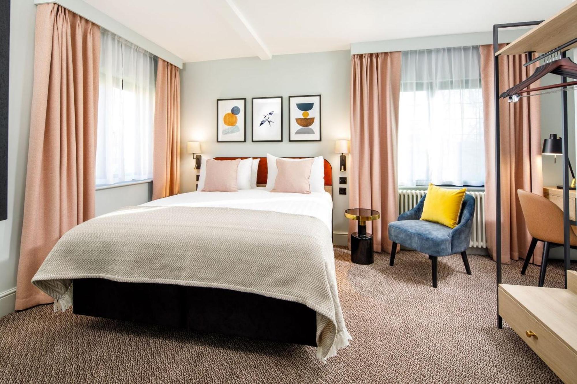 Voco Lythe Hill Hotel & Spa By Ihg เฮเซิลเมียร์ ภายนอก รูปภาพ